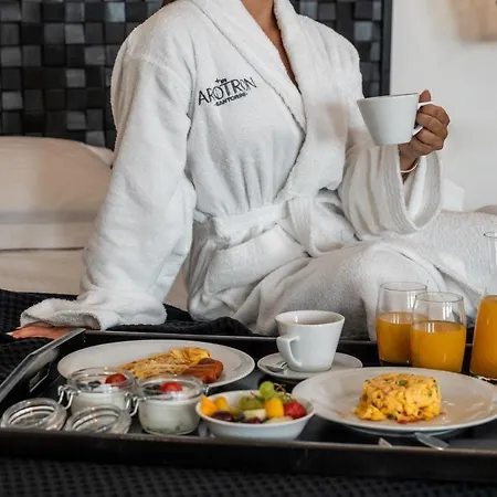 Arotron Santorini Bed and Breakfast Πύργος