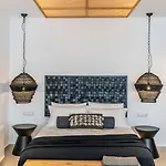Arotron Santorini Alojamento de Acomodação e Pequeno-almoço Pýrgos