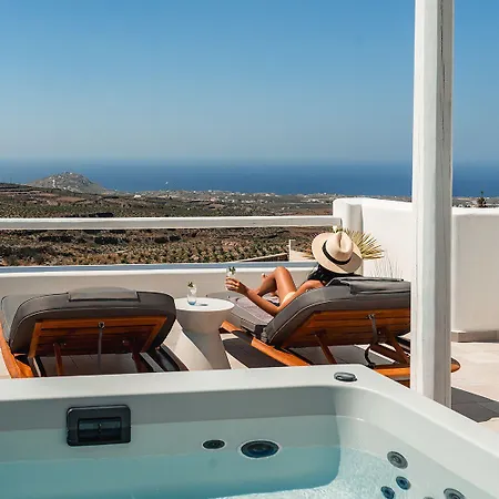 Arotron Santorini 4* Pýrgos