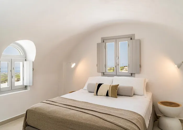 Alojamento de Acomodação e Pequeno-almoço Arotron Santorini