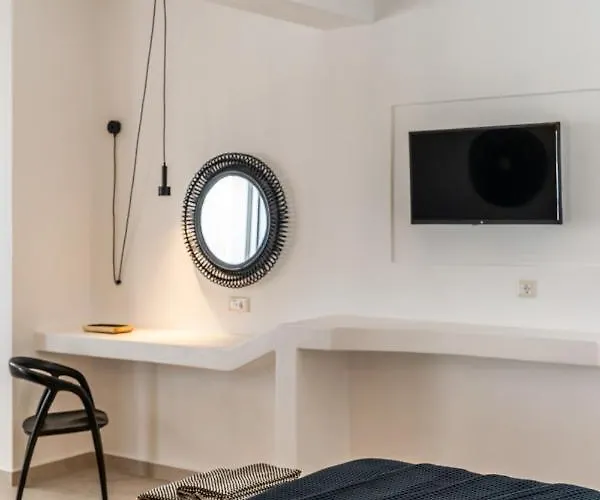 Arotron Santorini Couette-café 4*