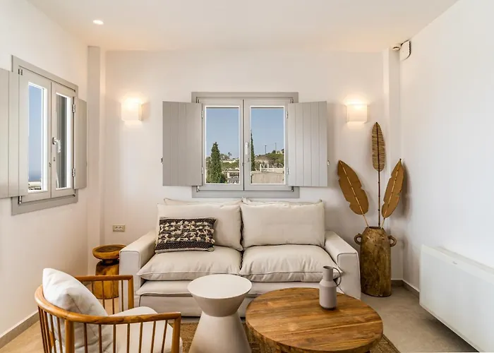 Arotron Santorini Bed and Breakfast