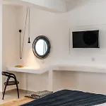 Arotron Santorini Bed and breakfast 4*