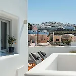 Arotron Santorini 4* Pyrgos Kallistis