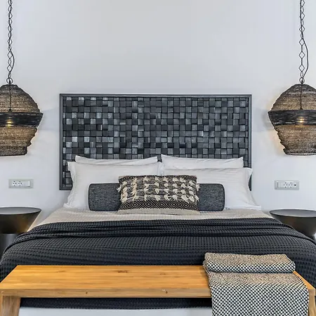 Arotron Santorini Bed and breakfast 4*