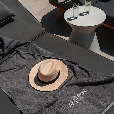 Bed & Breakfast Arotron Santorini Pýrgos