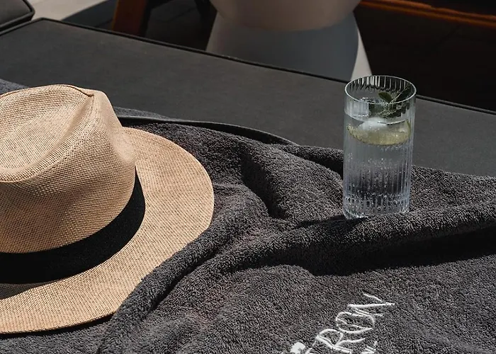 Arotron Santorini 4*