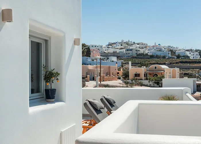 Arotron Santorini 4* Пиргос